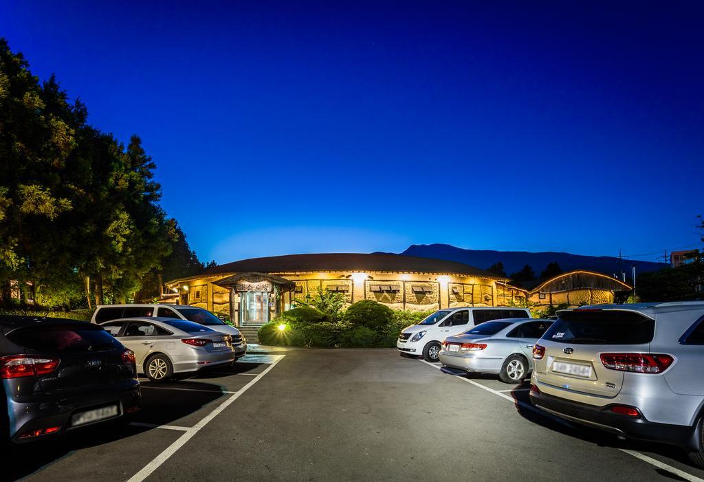 Kasan Tobang Hostel Seogwipo Exterior photo