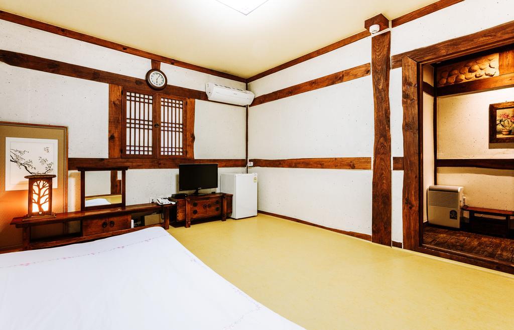 Kasan Tobang Hostel Seogwipo Exterior photo